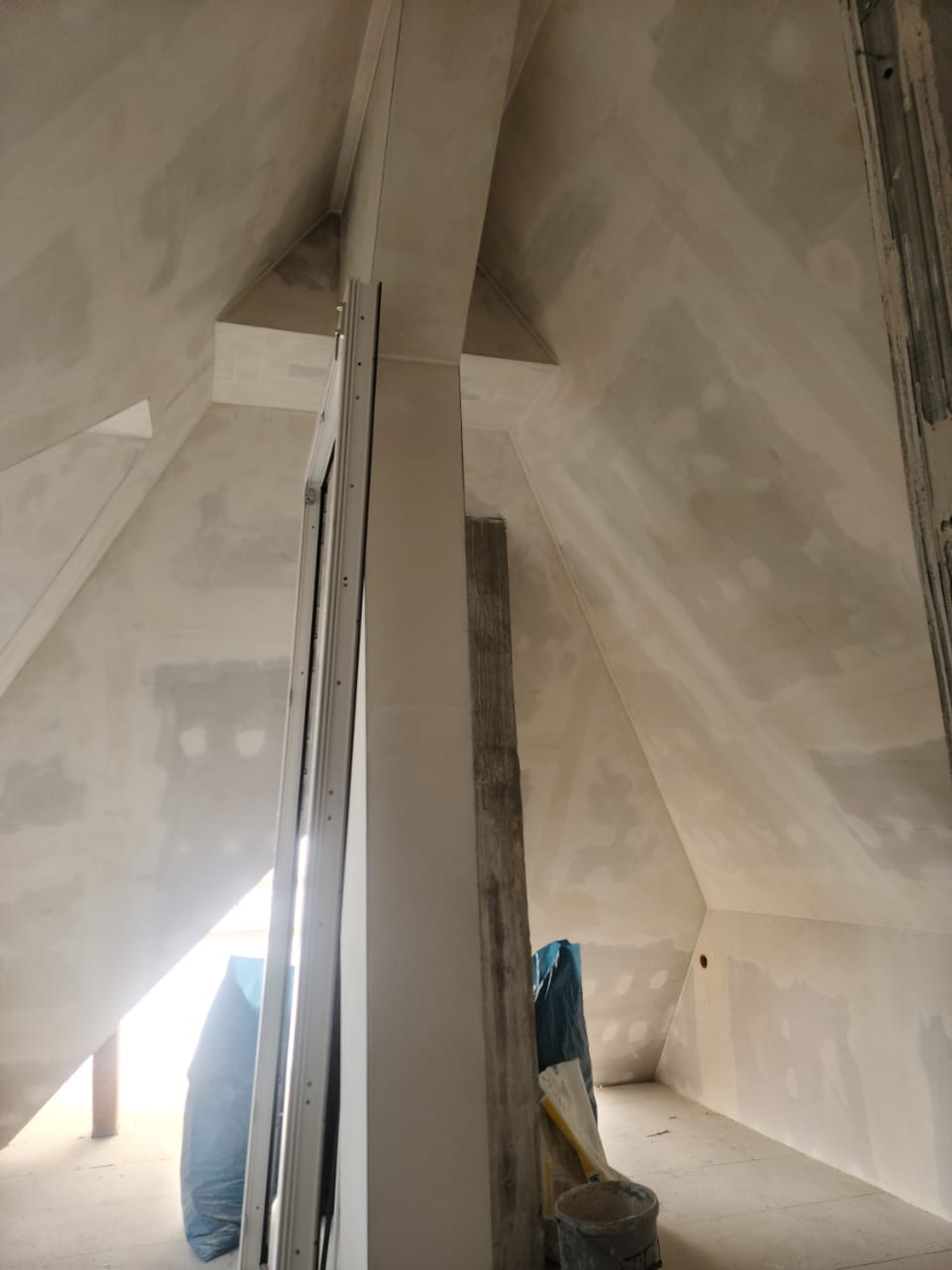 9b72a547-1516-402f-b9ac-d26c40f229e0